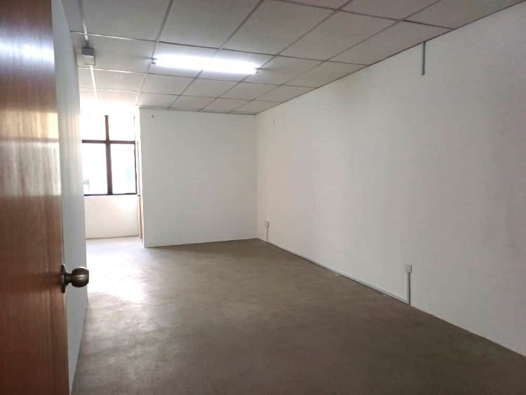 16 Sierra Puchong office for rent