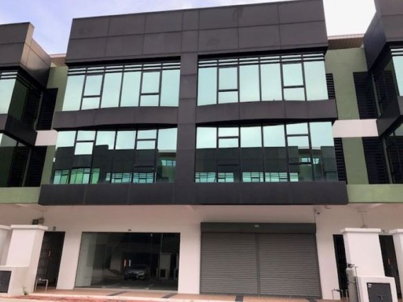 Shoplot for rent at 16 Sierra Puchong
