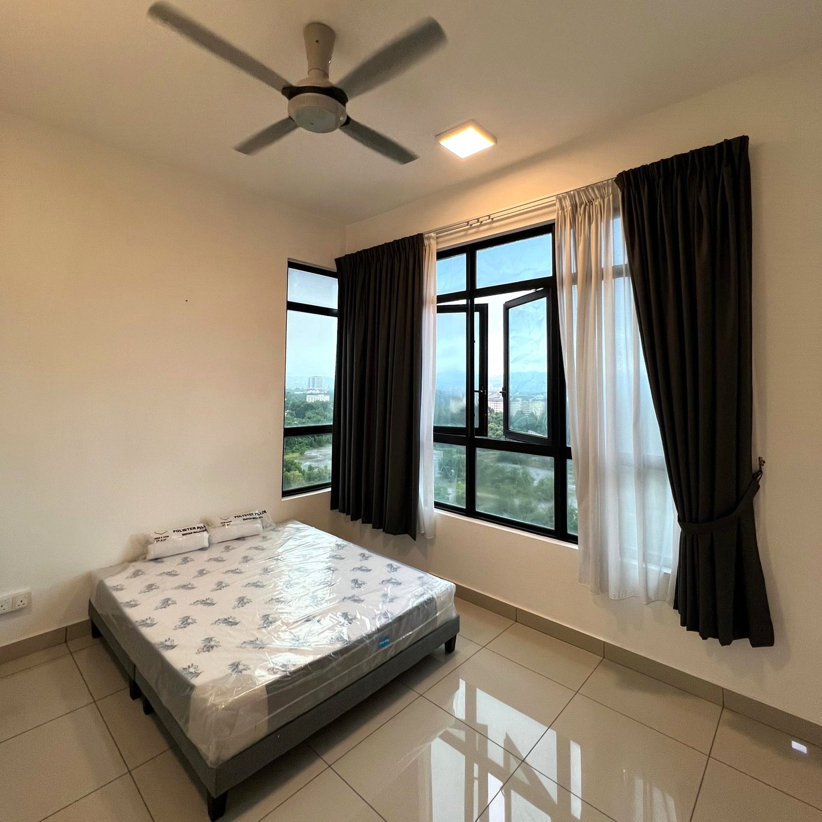 Conezion Residence, Spacious units and Modern Facility