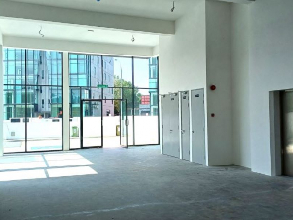 Novus Business Park, Factory Warehouse