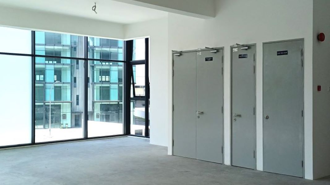 Novus Business Park, Factory Warehouse