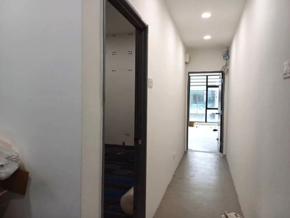 Sierra Zentrol 1, Bandar 16 Sierra Shop Office for sale Puchong