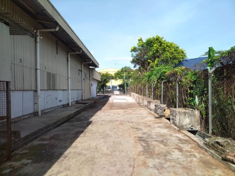 Arab Malaysia Industrial Park, Factory for rent