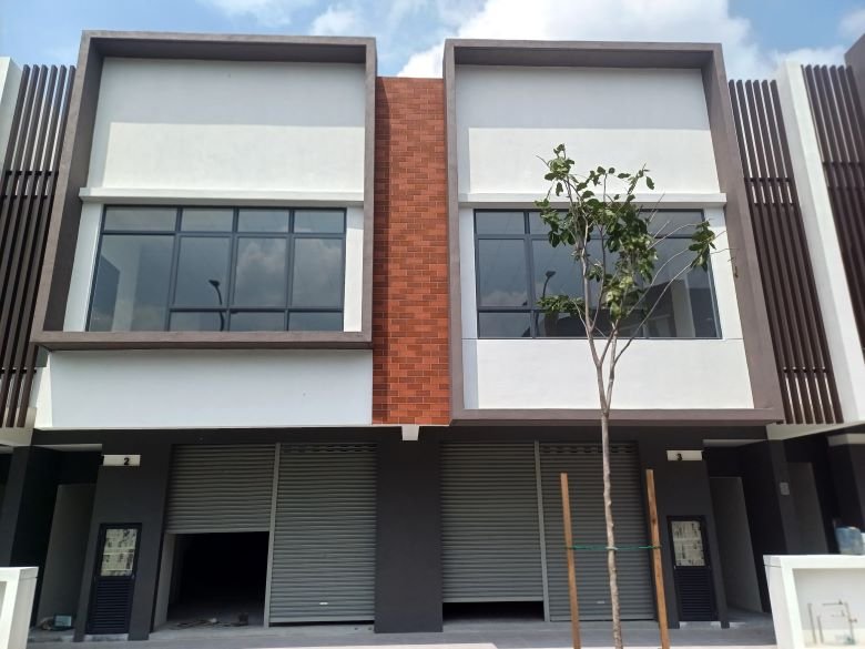Jade Square 2 Kajang, Inter and Corner shop for rent