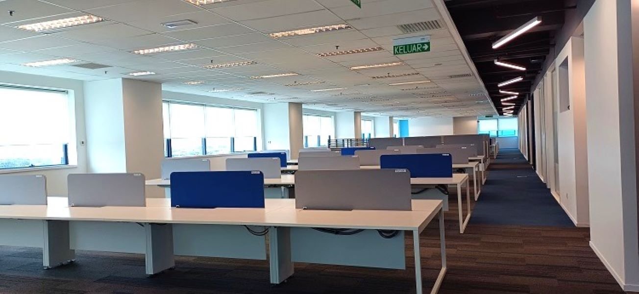 PFCC Puchong Corporate Office Centre, LRT and amenities