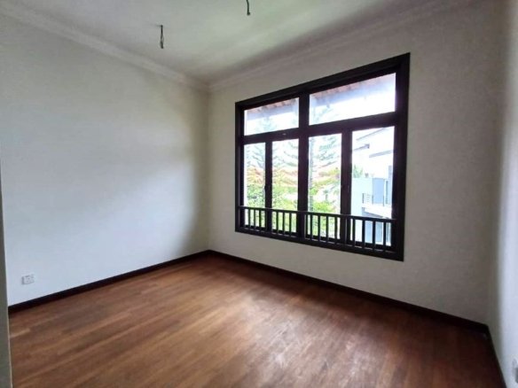 Bandar Kinrara BK9 - Bungalow House for Sale, Puchong
