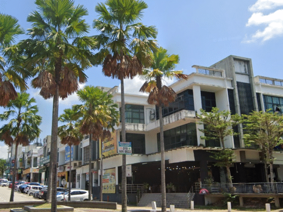 Shop for Sale at Denai Alam, Shah Alam - Investment or Own use