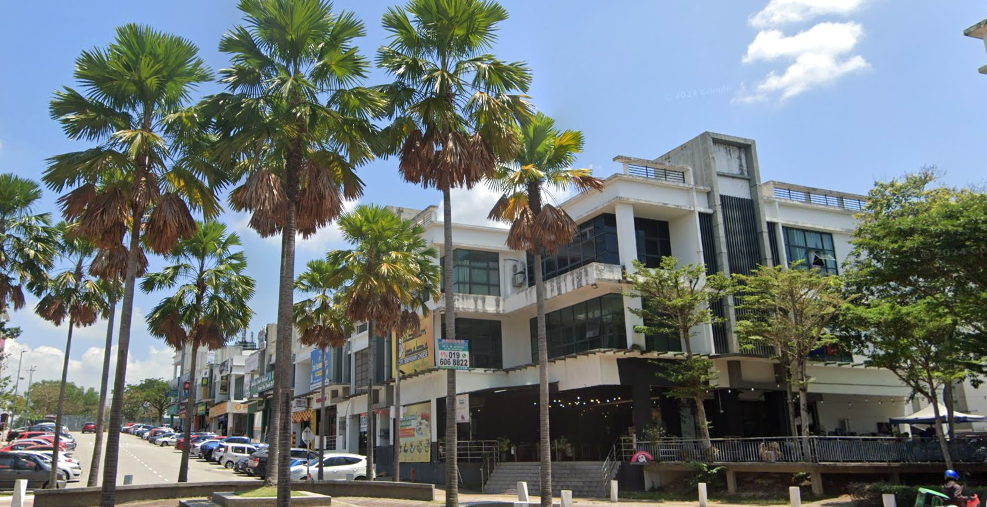 Shop for Sale at Denai Alam, Shah Alam - Investment or Own use