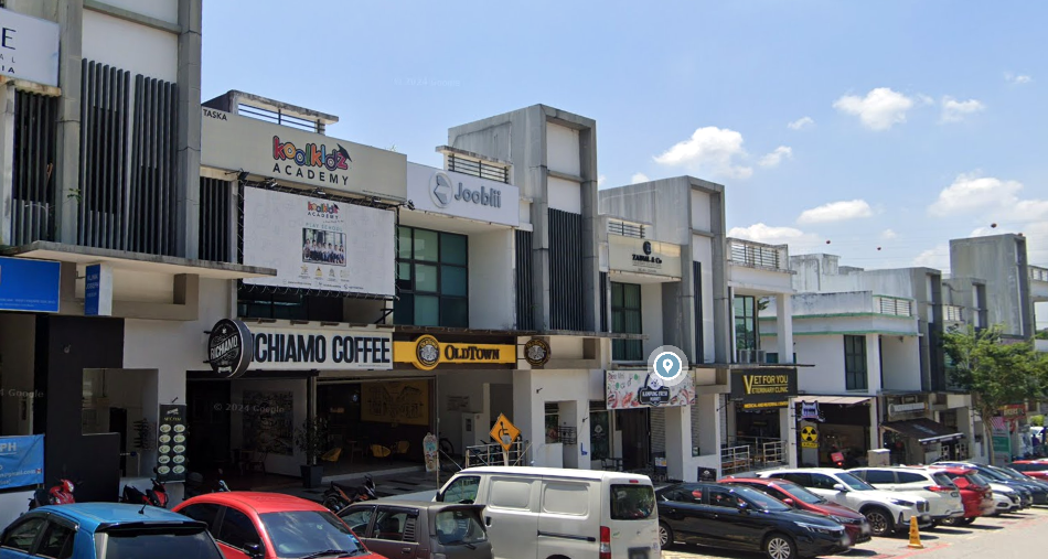 Shop for Sale at Denai Alam, Shah Alam - Investment or Own use