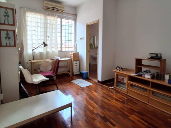 Bandar Puteri Puchong Landed House for Sale - Near Amenities