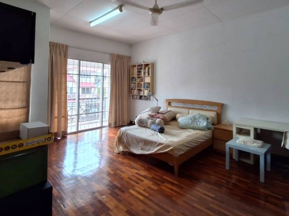 Bandar Puteri Puchong Landed House for Sale - Near Amenities