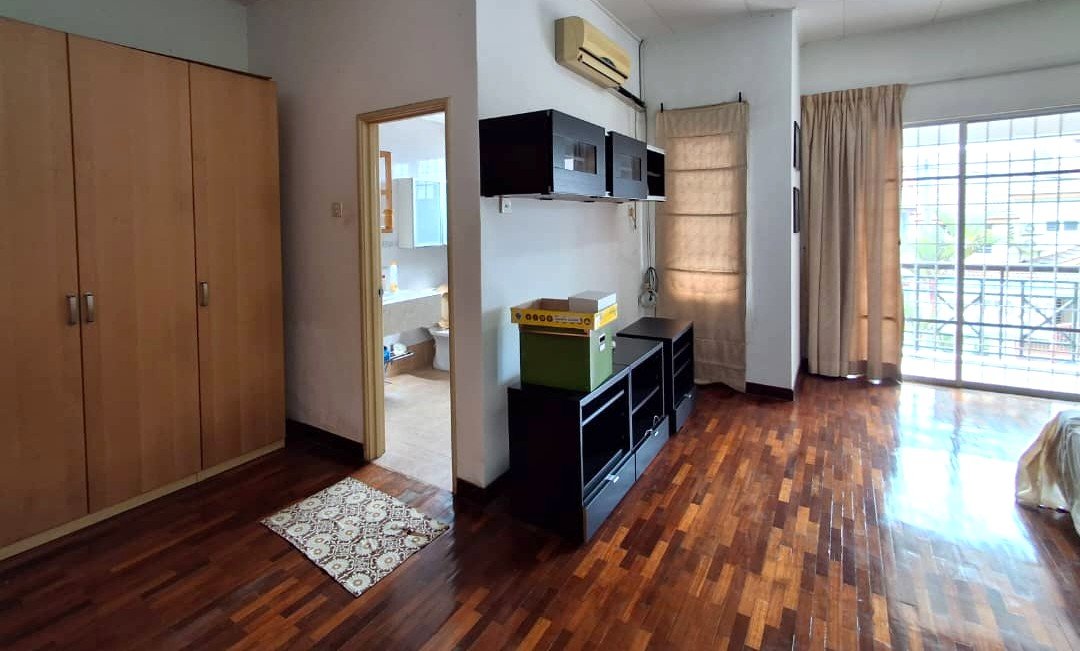 Bandar Puteri Puchong Landed House for Sale - Near Amenities