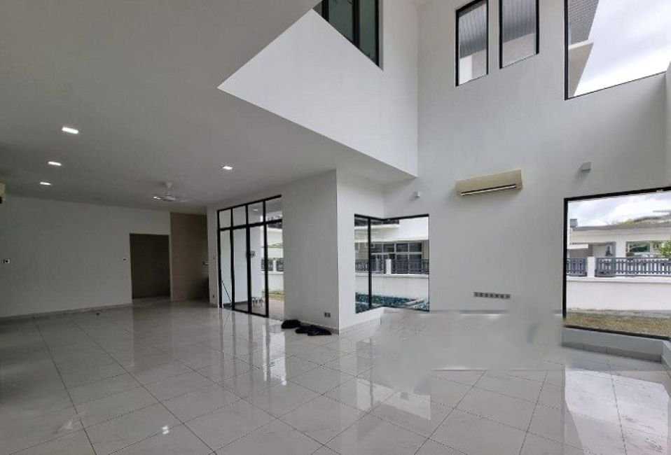Akira Puchong Semi-D House for Sale 5+1 Bedrooms, 4596 sq ft