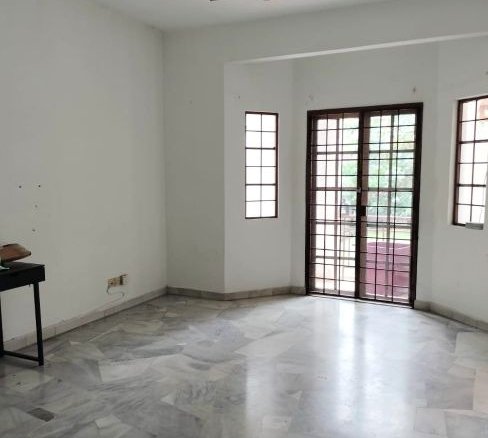 House for Sale in Subang Jaya Ideal Living near Amenities
