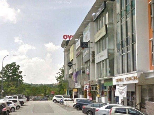 Bandar Baru Bangi Shop for Sale 4.5-storey featuring lift