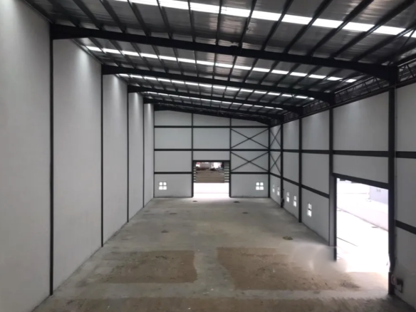 3-Storey Semi-d factory for Rent in Klang with Mezzanine floor