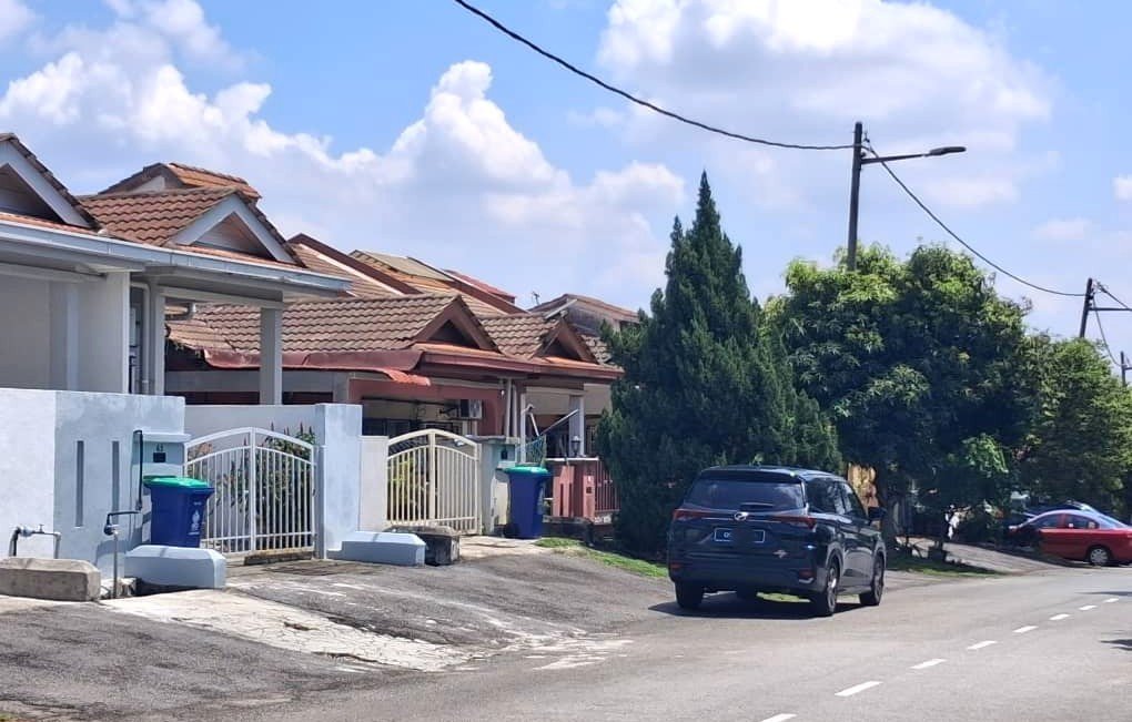One Story House for Sale in Puncak Jalil Affordable Landed Home