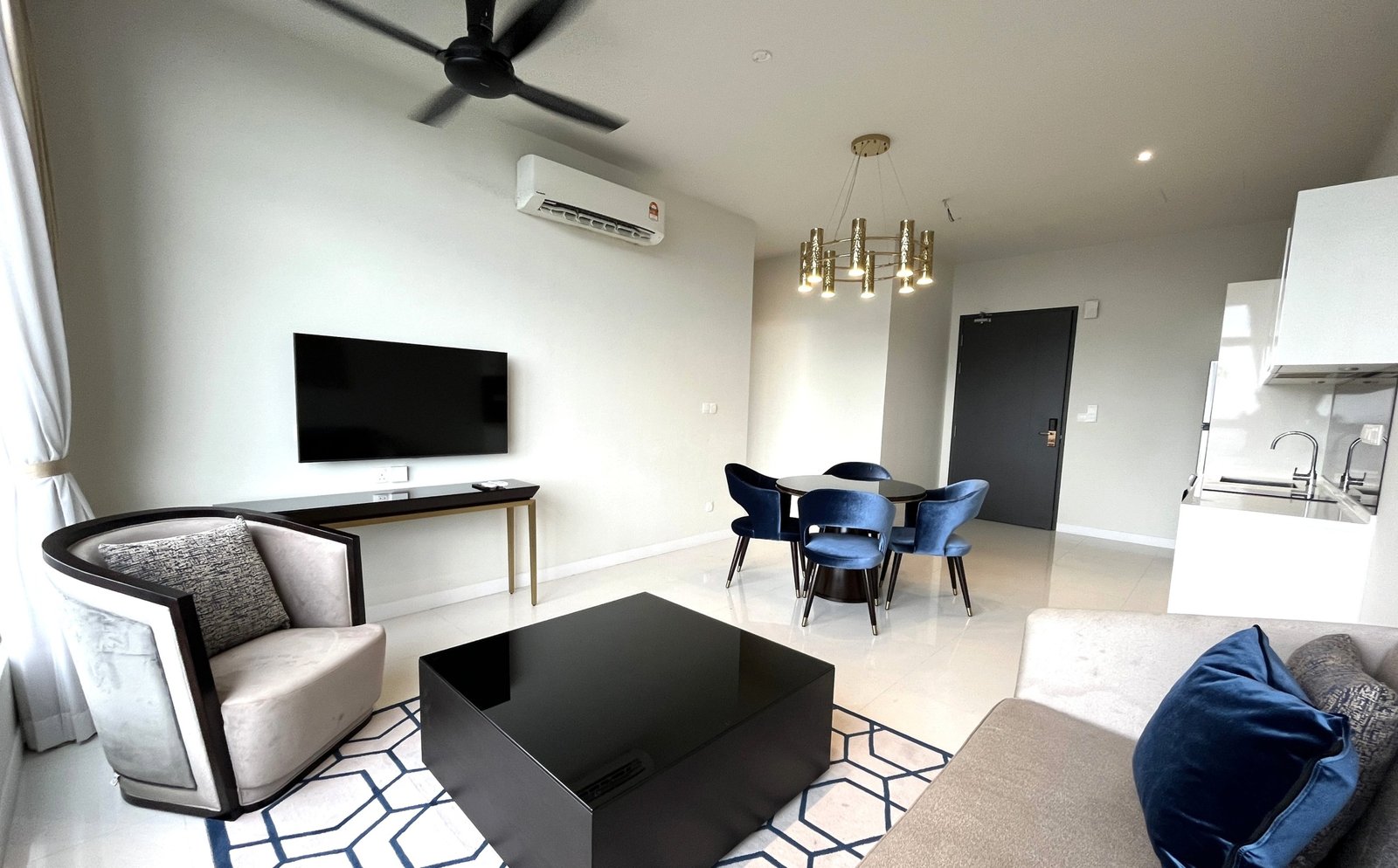 Oxford Residence for Rent KL 1+1 Bedrooms Fully Furnished