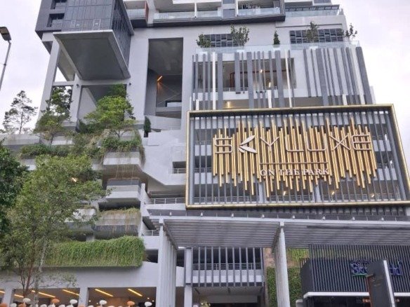 Skyluxe Bukit Jalil Freehold Residence for Sale Next to Park