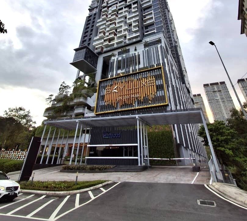 Skyluxe Bukit Jalil Freehold Residence for Sale Next to Park