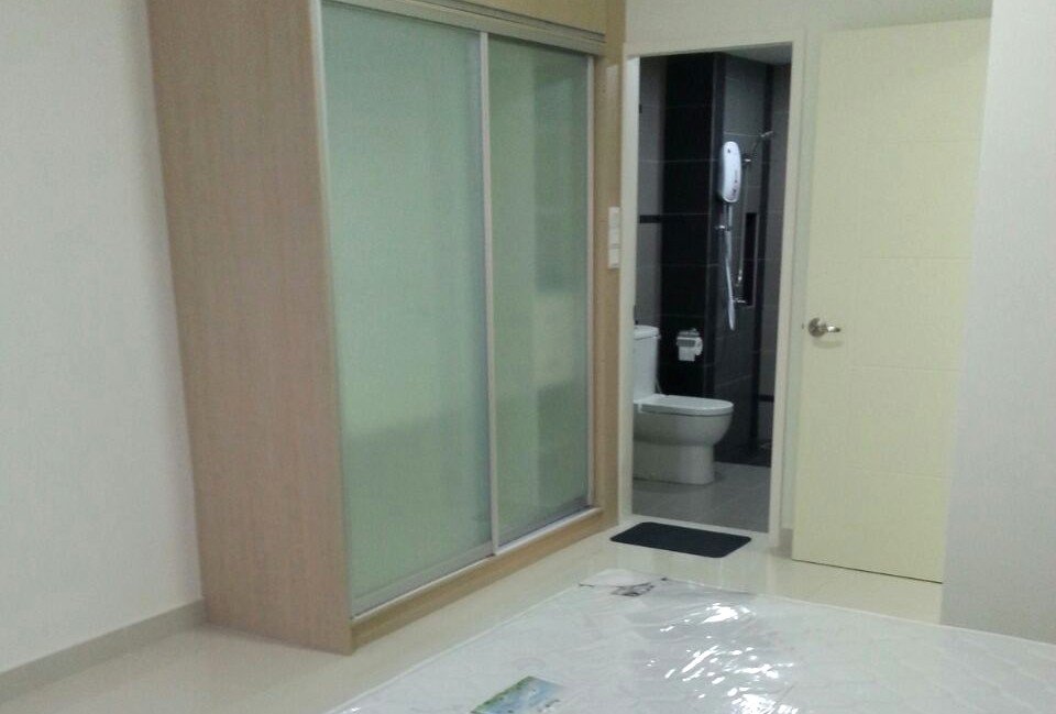 The Z Residence Bukit Jalil Condo for Sale -Furnished, Car Park