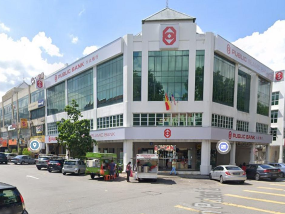 Bandar Puteri Puchong Corner Office for Rent with Lift
