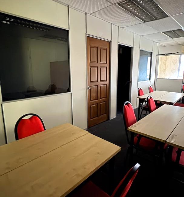 Puchong Prima Office for Sale Freehold, Near LRT & High Traffic