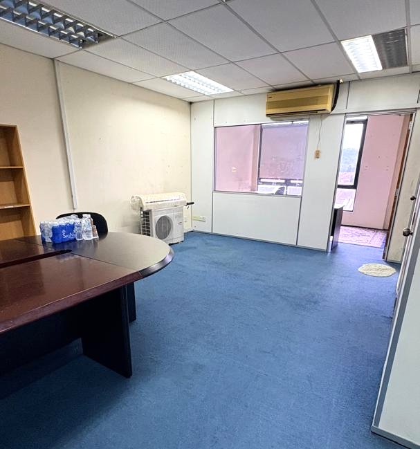 Puchong Prima Office for Sale Freehold, Near LRT & High Traffic