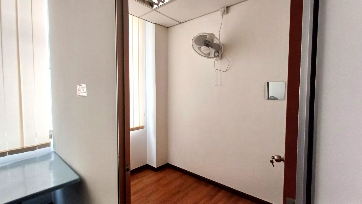 16 Sierra Puchong Office for Rent Fully Furnished Near MRT