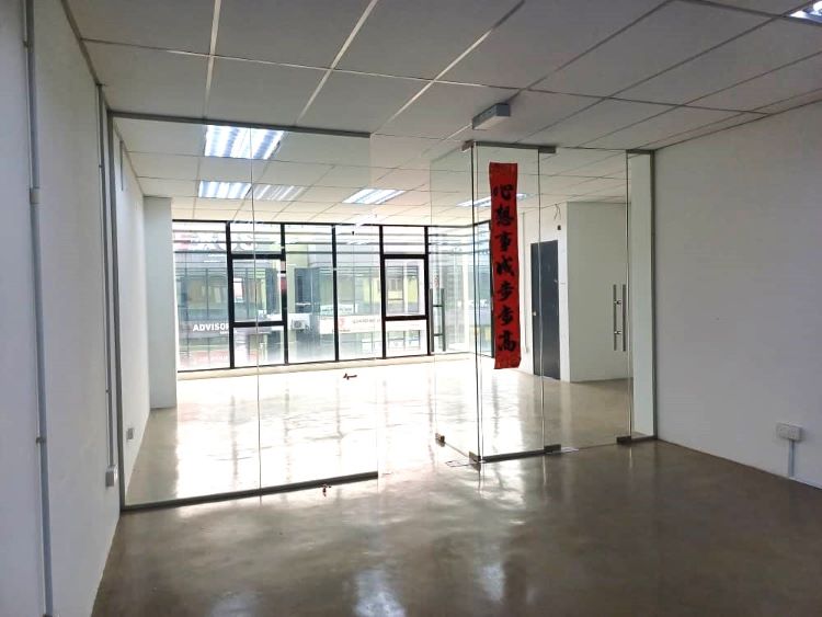 24x80 Office for Rent in Puchong Near MRT and Modern Amenities