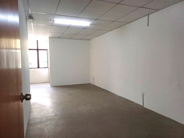 24x80 Office for Rent in Puchong Near MRT and Modern Amenities