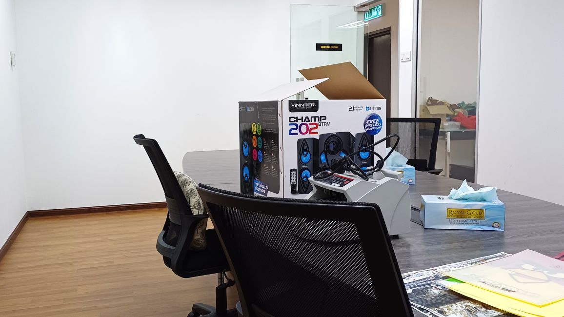 Office for Rent in Puchong - 1920 sq ft Fully Furnished
