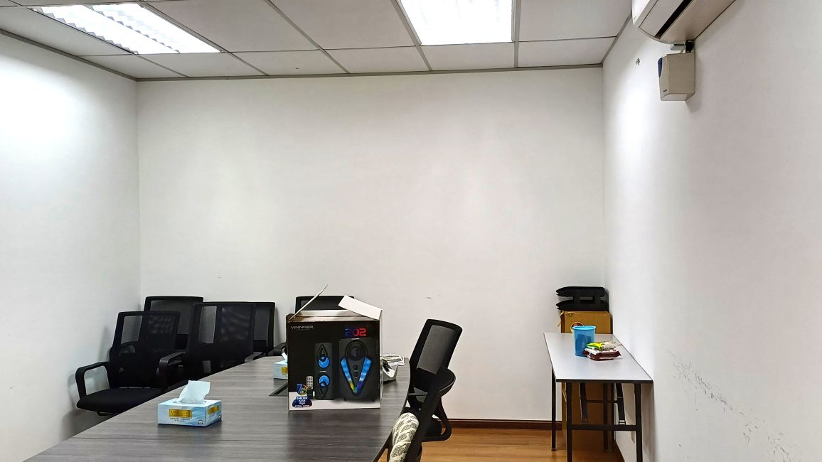 Office for Rent in Puchong - 1920 sq ft Fully Furnished
