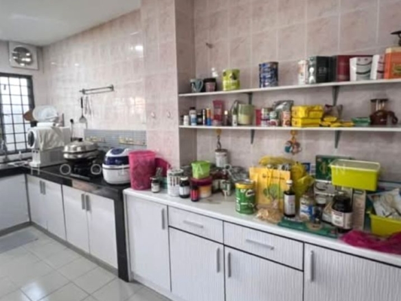 USJ 11 House for Sale - Freehold Extended Kitchen, Subang Jaya