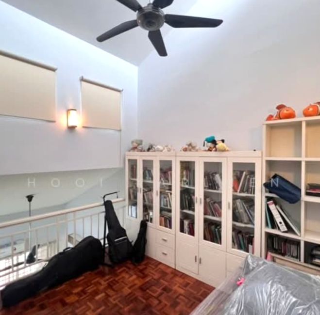 USJ 11 House for Sale - Freehold Extended Kitchen, Subang Jaya