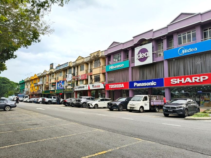 Shah Alam Seksyen 23 Shop for Sale Full Tenanted RM2.1 mil