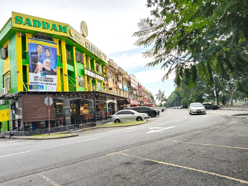 Shah Alam Seksyen 23 Shop for Sale Full Tenanted RM2.1 mil