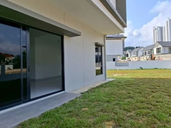 Bandar Kinrara 8 Semi d House for Rent Anggun Villa