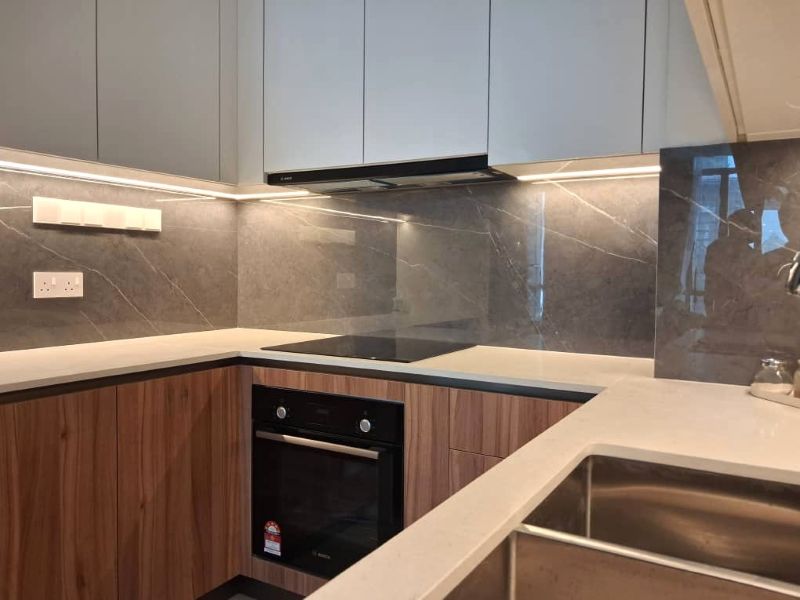 Luxury Condo for Sale & Investment KLCC 754 sq ft 1 Bedroom