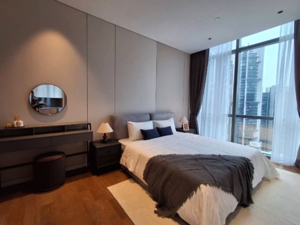 Luxury Condo for Sale & Investment KLCC | 775 sq ft | 1+1 Rooms