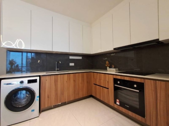 Luxury Condo for Sale & Investment KLCC | 775 sq ft | 1+1 Rooms