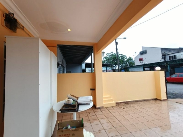 One Storey Terrace House for Sale SS5A Kelana Jaya RM600k