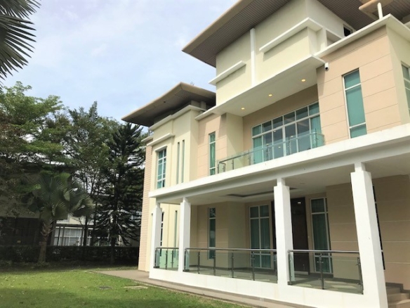Beverly Row Bungalow House for Rent | IOI Resort City, Putrajaya