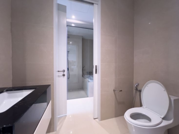 Pavilion Ceylon Hill 1 Bedroom Condo for Sale Fully Furnished