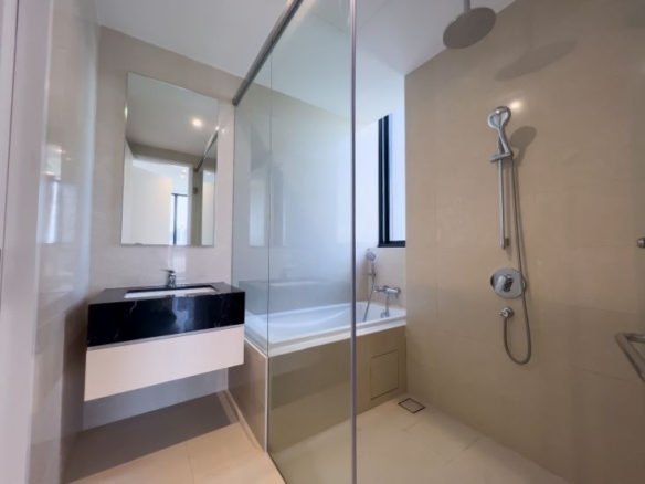 Pavilion Ceylon Hill Condos for Sale Freehold, Furnished