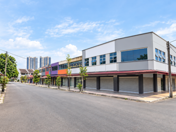Taman OUG Shop for Rent Hot Area Near Market & Pasar Malam