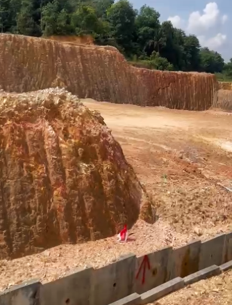 Tanah Untuk Dijual Dengkil, Selangor 3,750 kps, Infrastruktur Siap