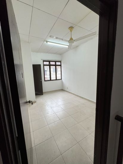 Bandar Puteri Klang 2-storey Terrace House for Sale Freehold