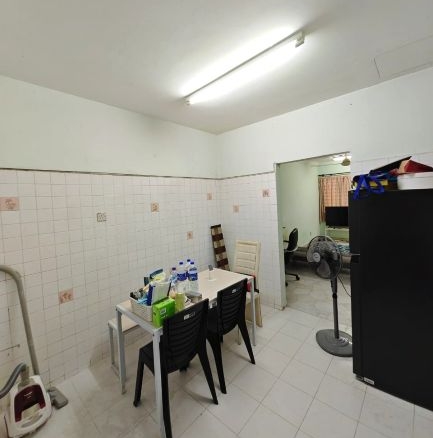 Single Storey Terrace House for Sale in Seri Serdang 18 x 60
